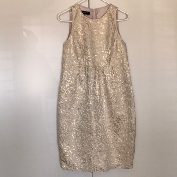 Dresses & Skirts - Gold Jones New York dress